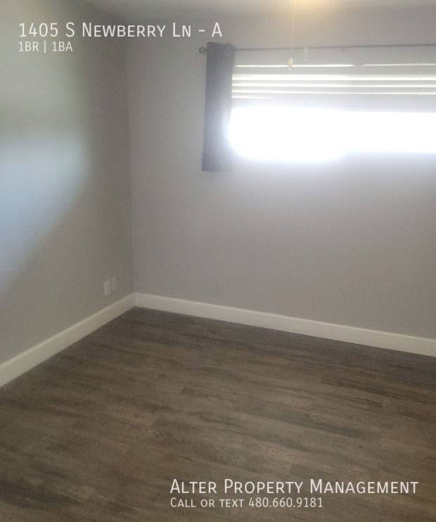 Photo - 1405 S Newberry Ln