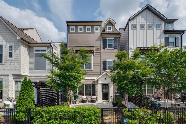 Building Photo - 1093 Kirkland Circle