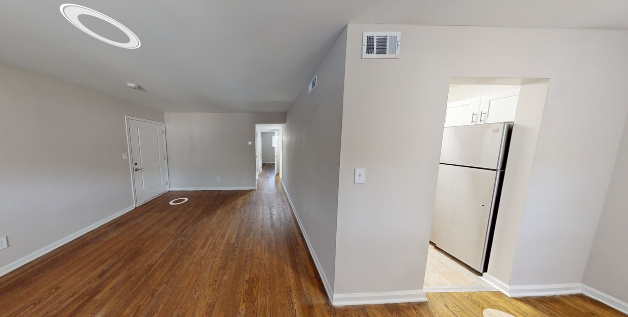 Photo - Country Club Apartments
