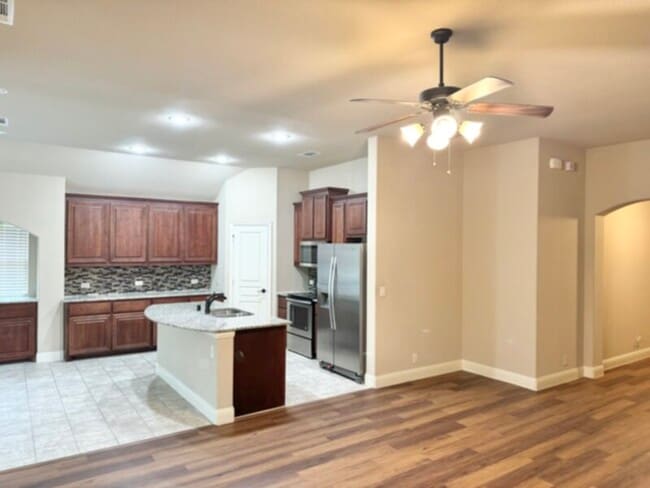 Photo - LUXURY STARTS HERE**** 5 BEDROOM IN HAGAN HILL SUBDIVISION****