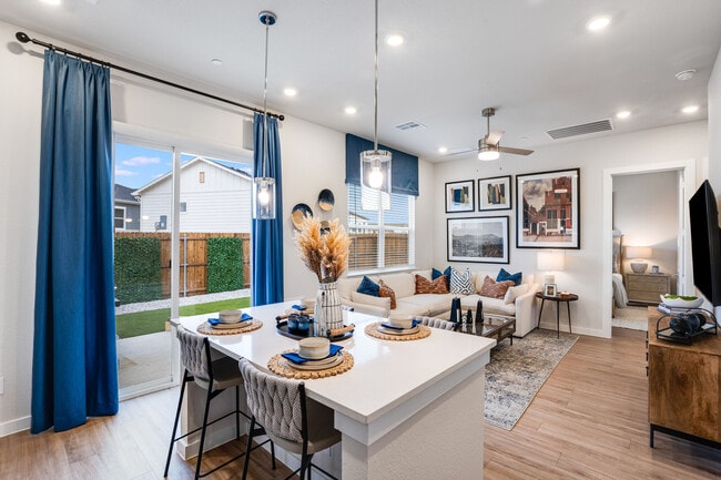 Yardly Elm apartments — community photo