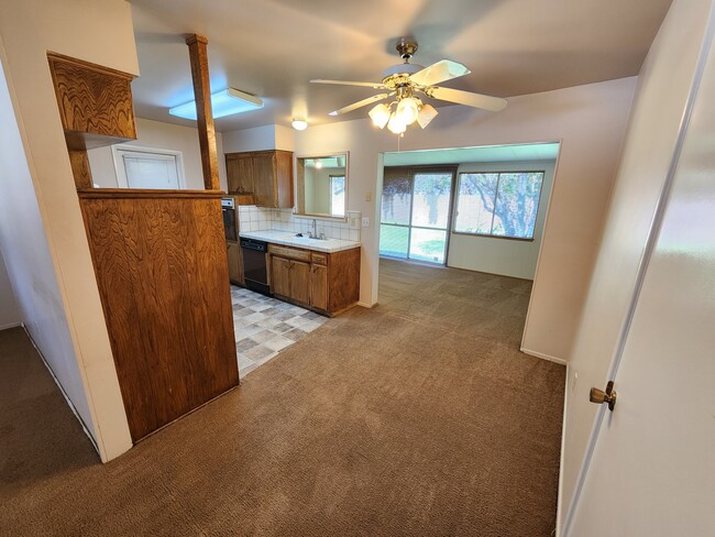 Photo - 5604 Indian Wells Ave