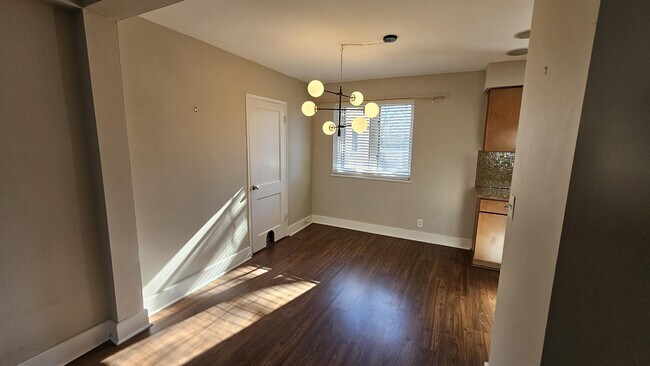 Photo - 2427 Vail Ave