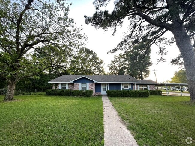 Building Photo - 1015 N Dogwood Ave Rental
