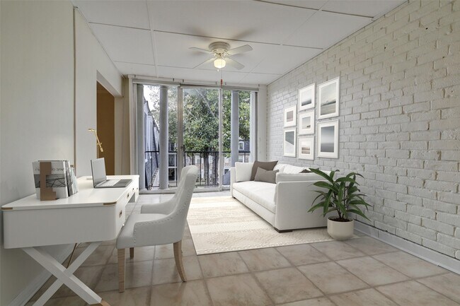 Building Photo - 353 N Post Oak Ln Unit 820