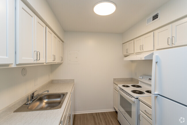 Interior Photo - Timbercreek Apartments