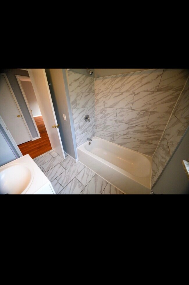 6366 Corbly Rd Unit 3