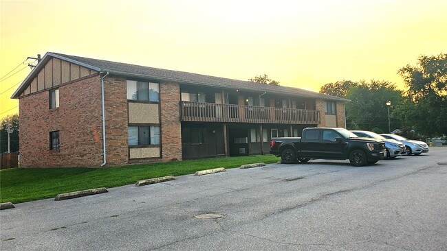 Building Photo - 1908 Muren Blvd Unit 7