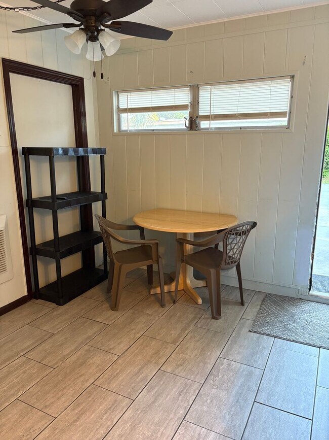 Photo - Eileen House Unit B