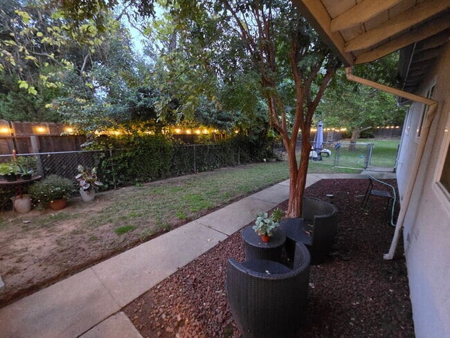 Photo - 3 bed 1 bath Duplex with garage and private yard