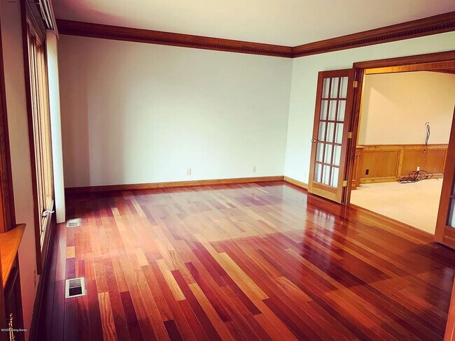Photo - Check Out This Stunning & Rare Lake Forest Rental!