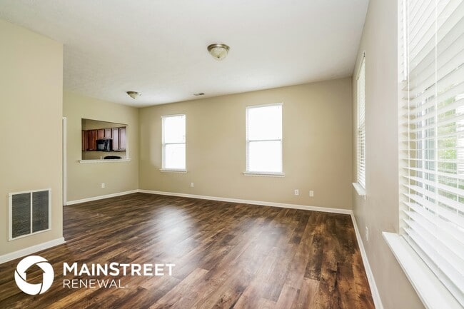 Photo - 2934 Wade St