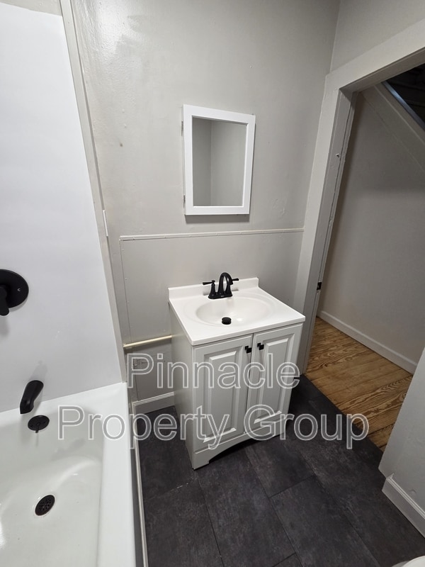 Photo - 832 N Leroy St