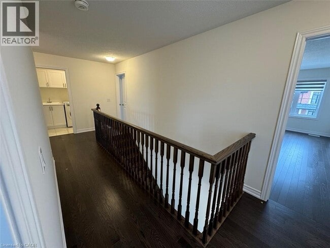 Photo - 10 Guernsey Dr