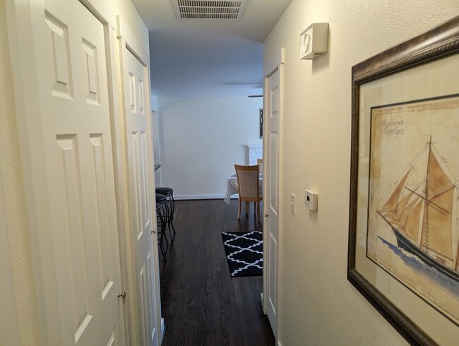 Photo - Highly Desirable Edmonds Rambler; 3 Bedroom 1 bath