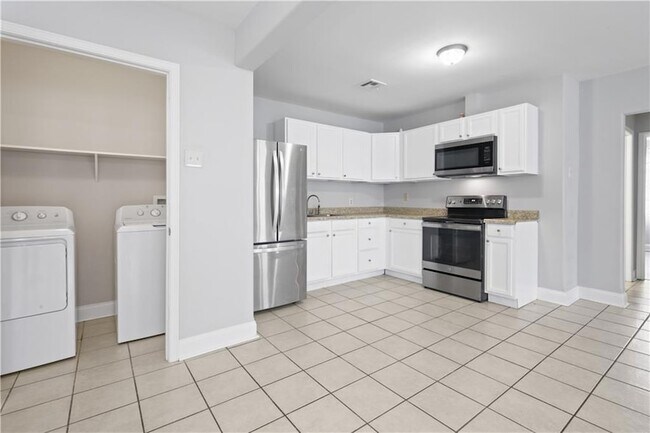 8521 Palm St Unidad 1