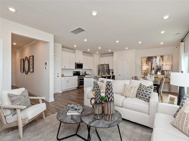 Photo - 226 Wells Cir