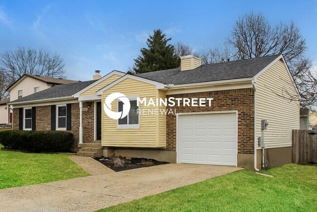 Photo - 3 Bedroom Pet-Friendly Home in LOUISVILLE, KY with Main Street Renewal