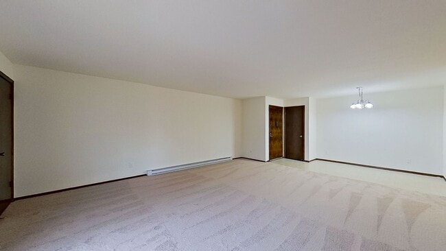 N76-W14525 Market Dr Unit 46