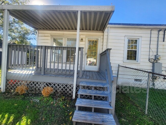 Photo - 4401 Bellevue Ave