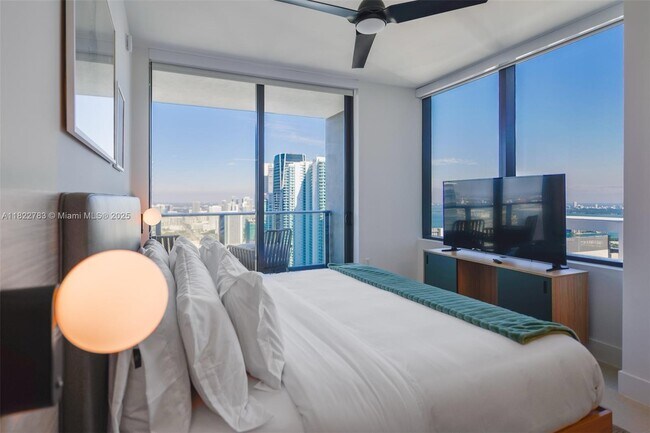 Photo - 159 NE 6th St Unit 4601