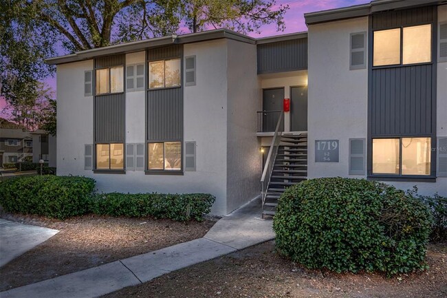 Building Photo - 1719 NE 36th Ave Unit 5 Rental