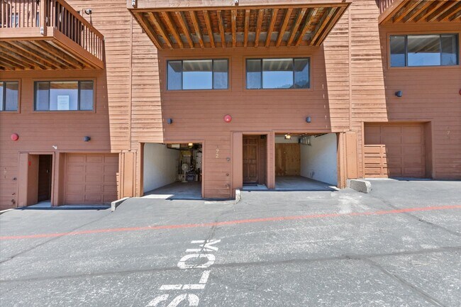 400 Fairview Blvd