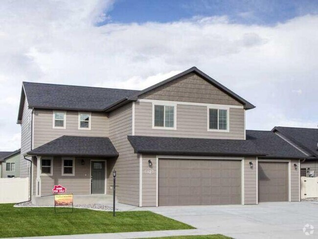 Building Photo - 4 bedroom in Billings MT 59106 Rental