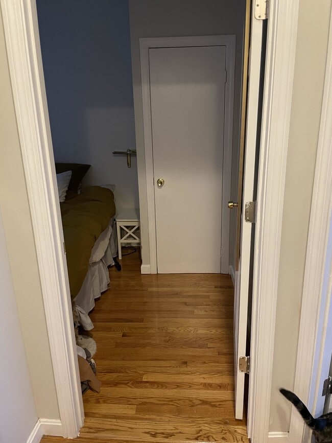 Photo - 35 Washington St Unidad #22