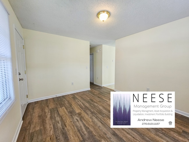 Photo - 640 Wyndale Rd