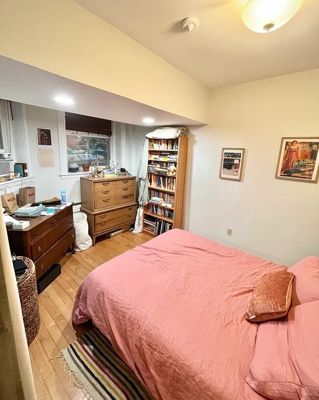 Photo - 71 Parkman St Unit B