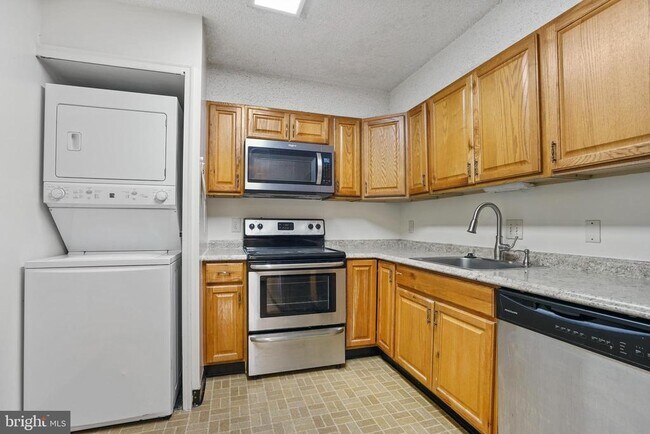 3800 Powell Ln Unit 619