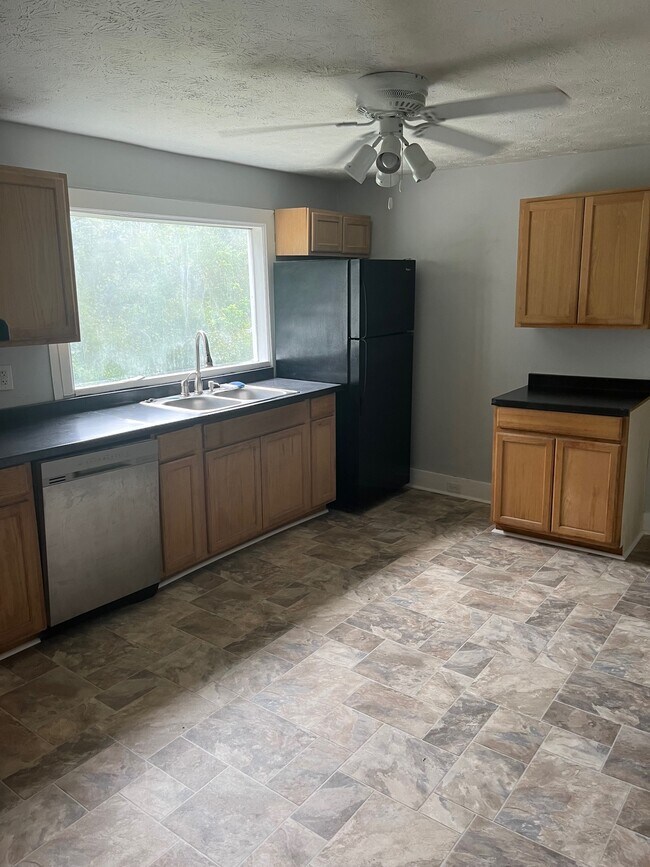 Photo - 5017 Monte Vista Rd