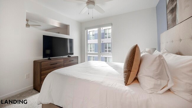 Photo - 707 S Farmer Ave Unidad 4028