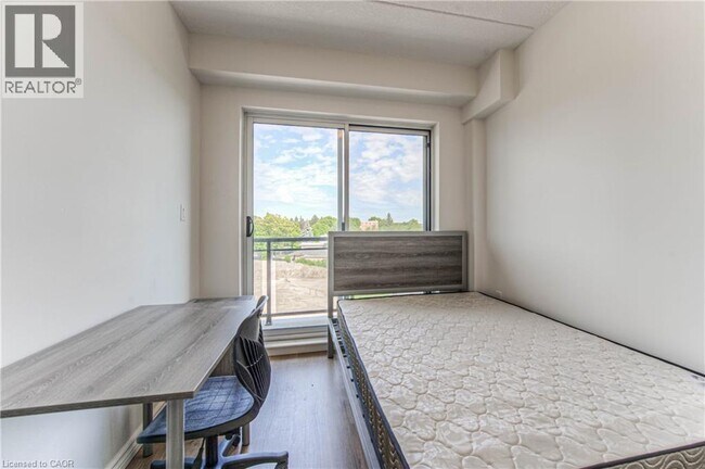 Photo - 275 Larch St Unité F501