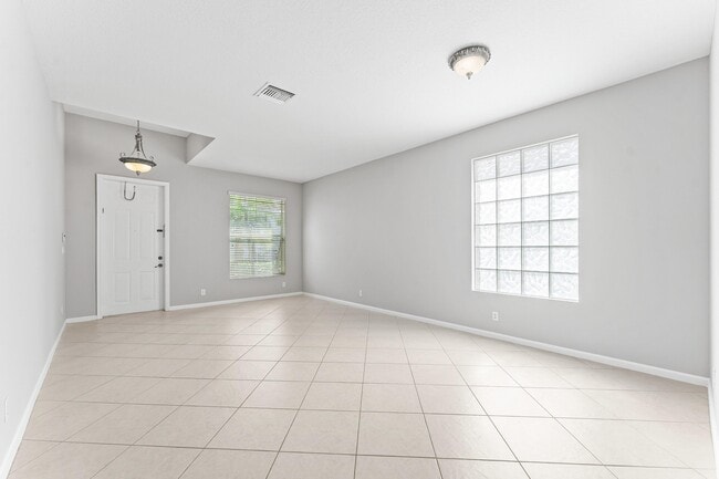 Photo - 443 Belle Grove Ln