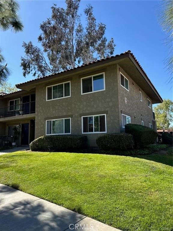 Photo - 1586 Border Ave