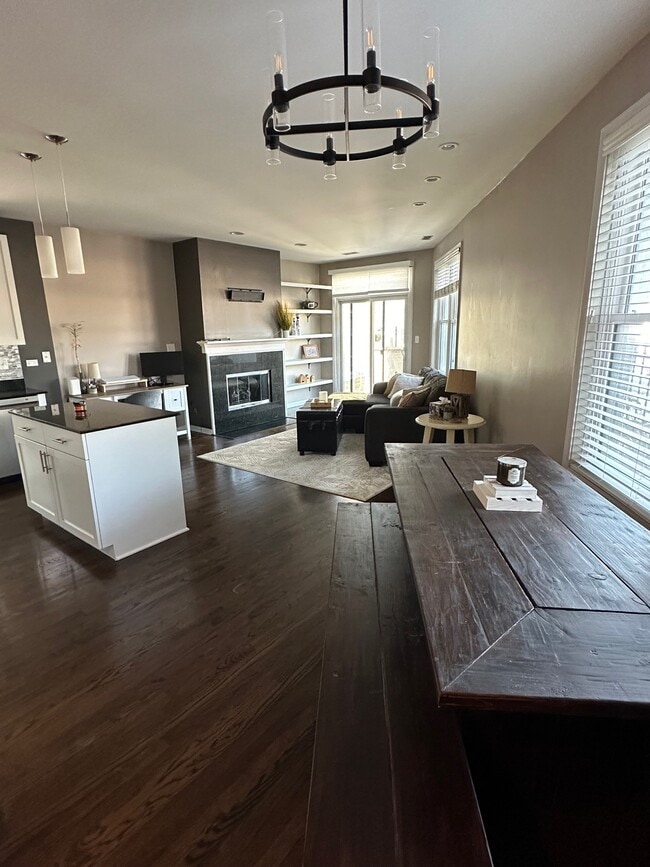 Photo - 750 N Willard Ct Unit 104