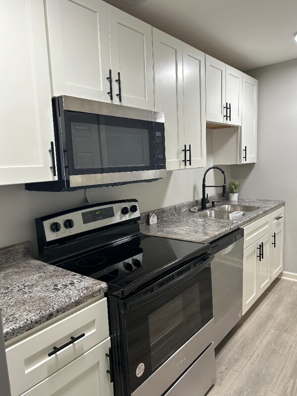 Photo - 807 Pine St Unit Gold  2