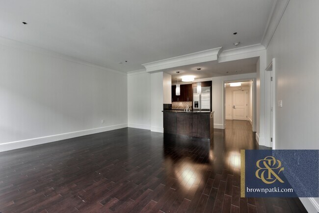 Photo - 690 Market St Unidad 502