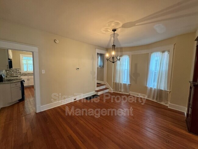 Photo - 864 Mulberry Ave