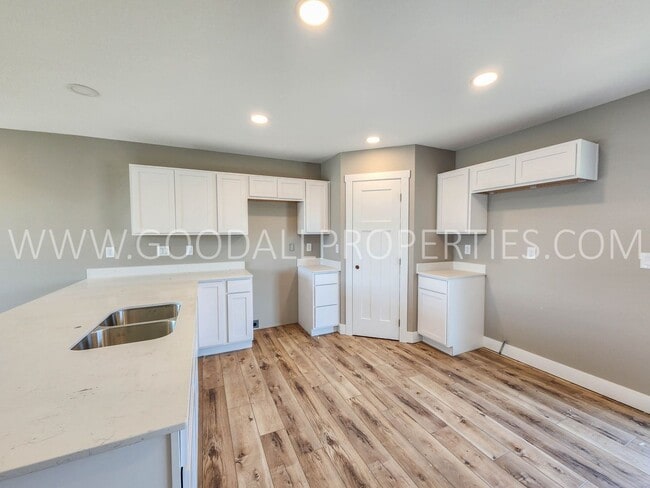 Photo - 6-Bedroom, 4-Bath Home in Waukee with Finished Basement & 3-Car Garage