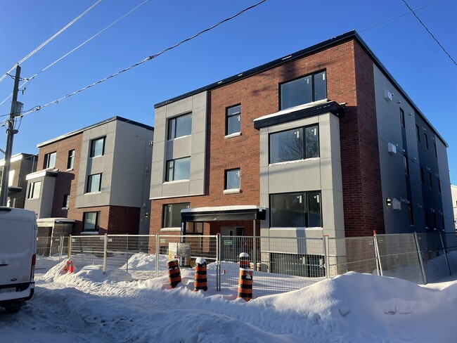 Photo - 118 Russell Ave