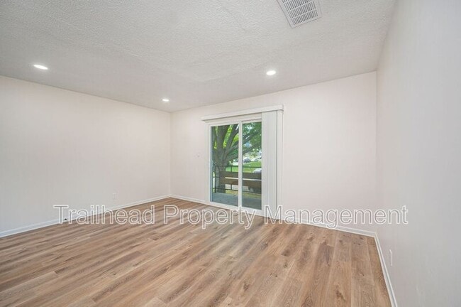 Photo - 6621 W 94th Terrace