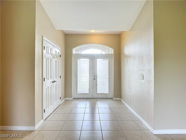 Photo - 1726 Trafalgar Pkwy