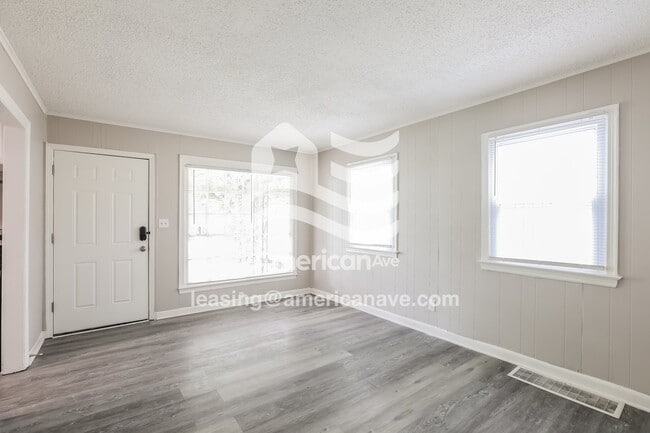 Photo - 4412 Myrtle Ave