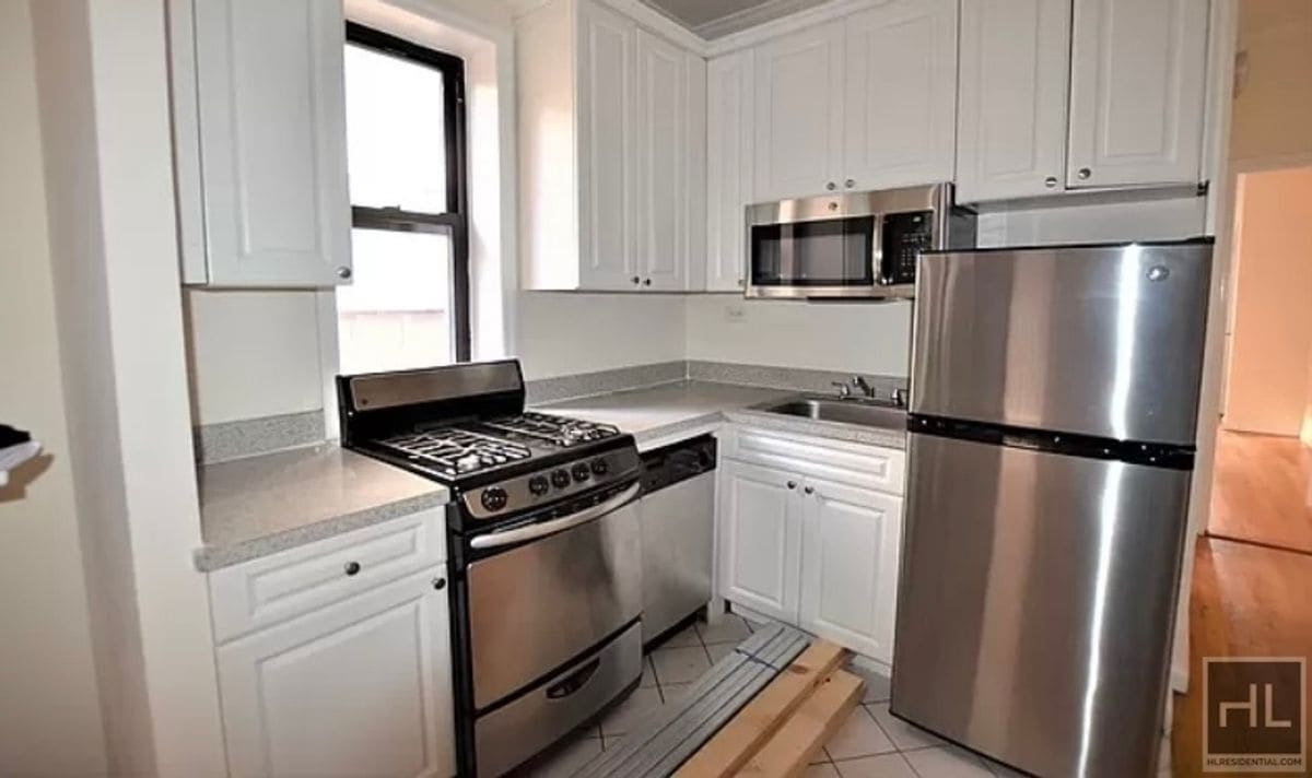 EAST 38 STREET - EAST 38 STREET Apartment Unit 2B