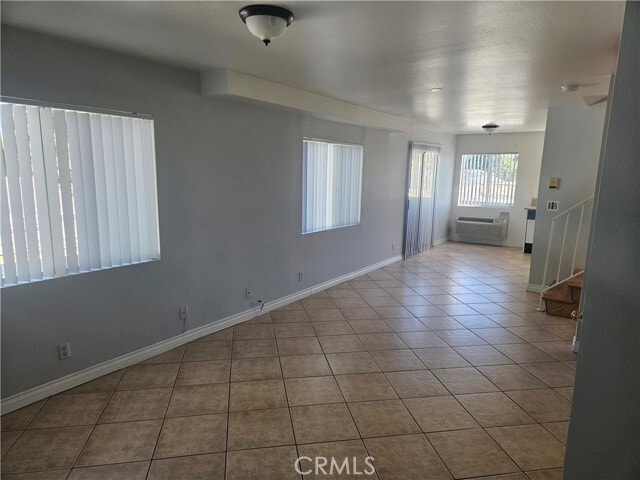 Photo - 14159 Gilmore St Unit 9