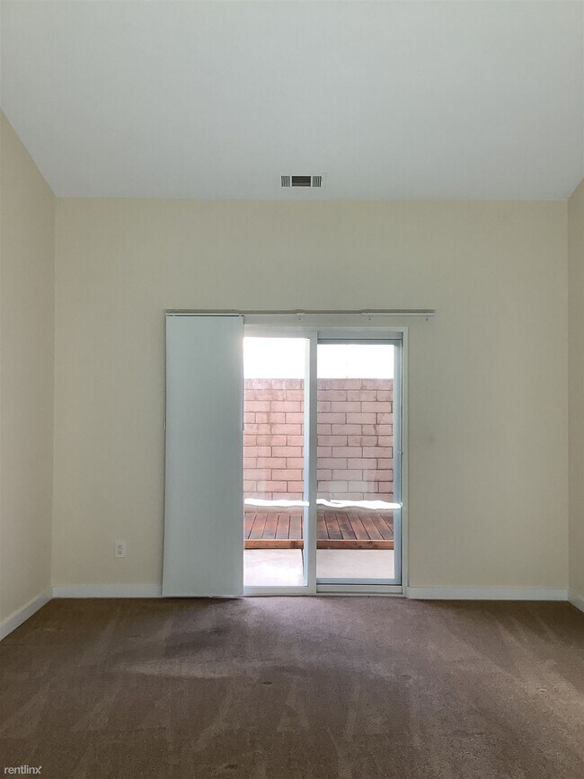 Photo - 3 br, 2.5 bath Townhome - 2339 Westbury Way