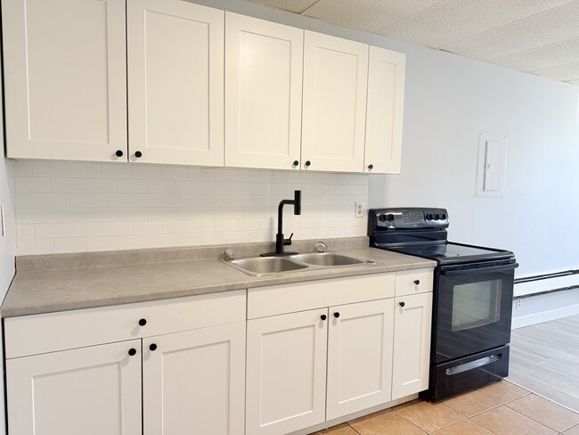 Photo - 581 Pierre Ave Unit 5